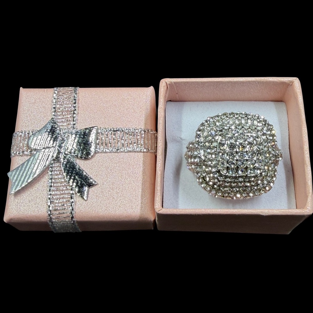 Silver Tone Rhinestone Cocktail Ring Statement Glam Prom Bling Y2K‎ Cluster SZ 6